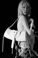 Load image into Gallery viewer, Buckle Bag Maxi Leather Chocolate