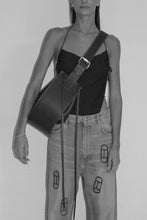 Load image into Gallery viewer, L'Amaca Maxi Bag Tumbled Black