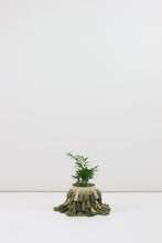 Load image into Gallery viewer, La Credenza Mini Vase