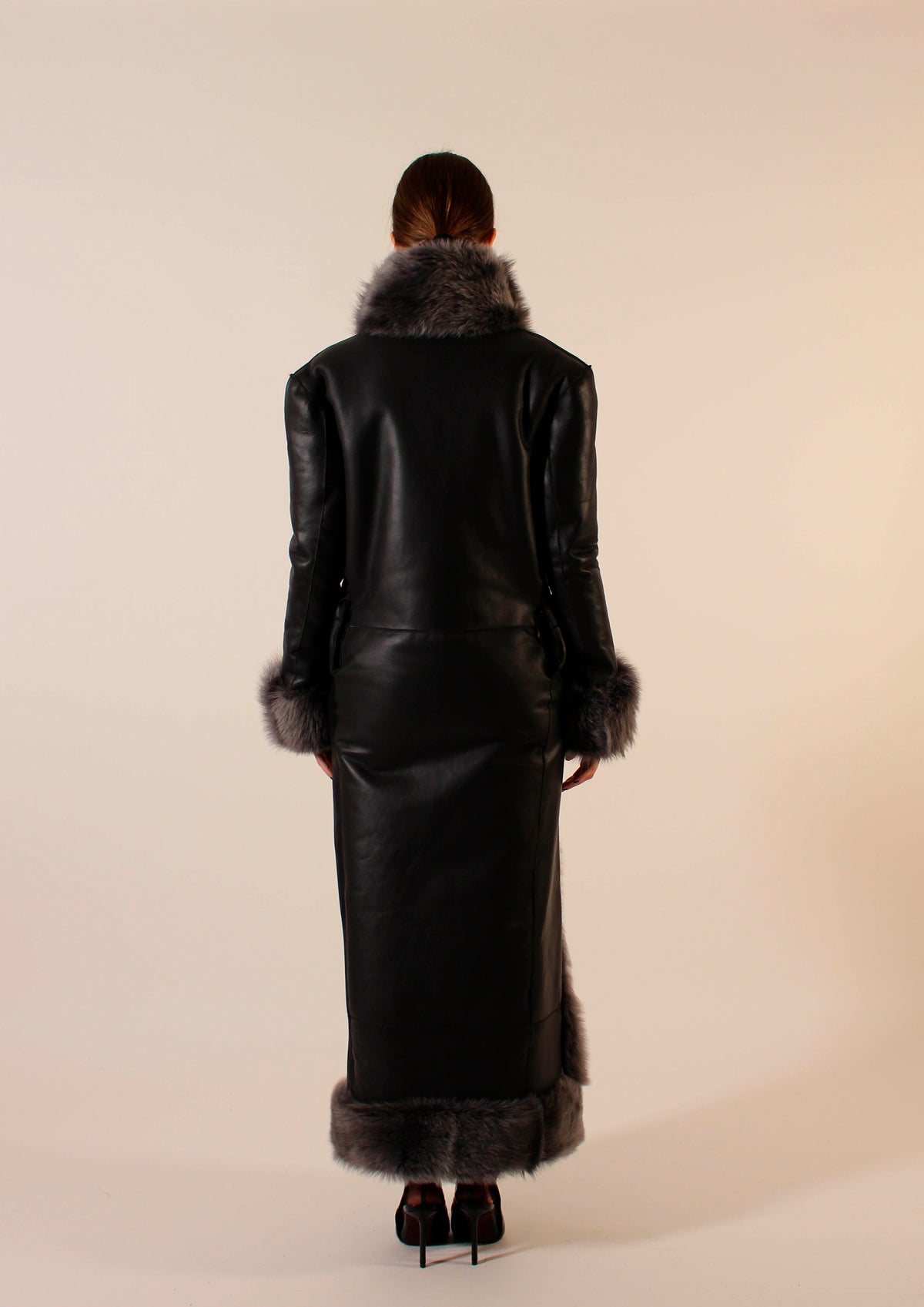 PRE ORDER - Fangs coat Dark marble grey
