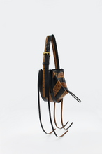 Load image into Gallery viewer, L&#39;Amaca Bag Mini Eel Black and Brown
