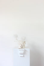 Load image into Gallery viewer, Belt vase Cocco print leather Off White
